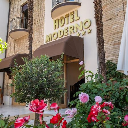 Hotel Moderno Assisi Bagian luar foto