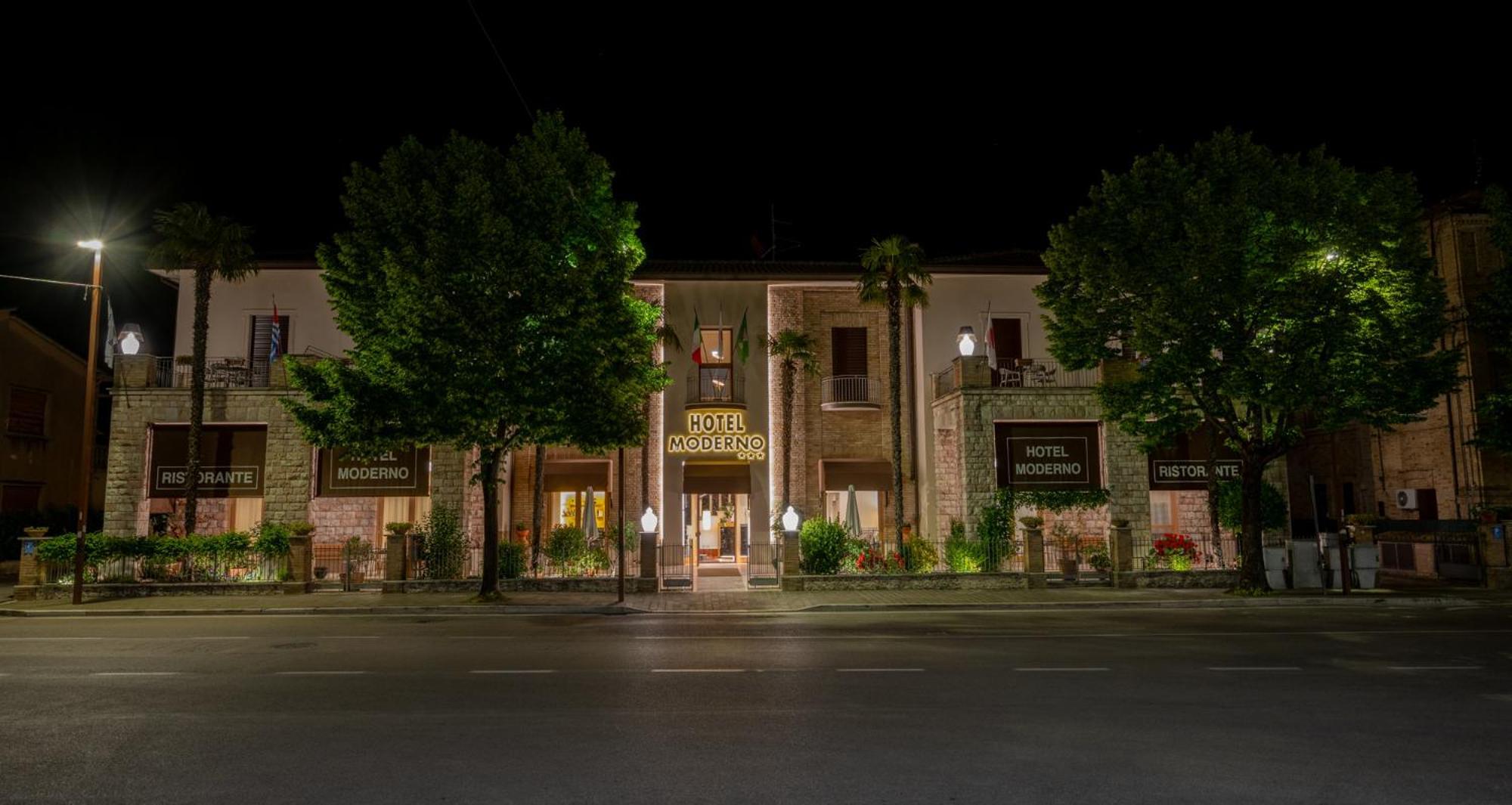 Hotel Moderno Assisi Bagian luar foto