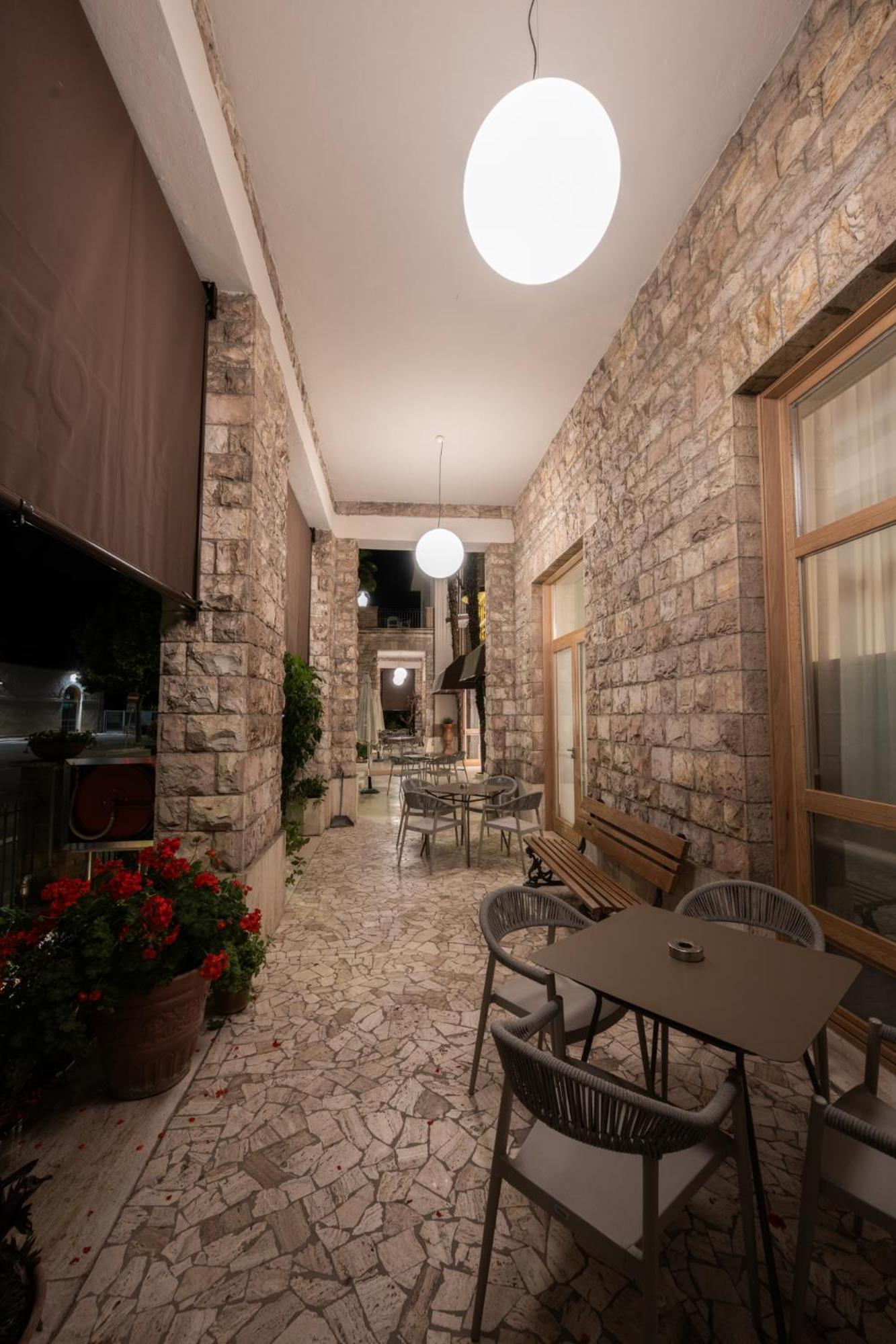 Hotel Moderno Assisi Bagian luar foto
