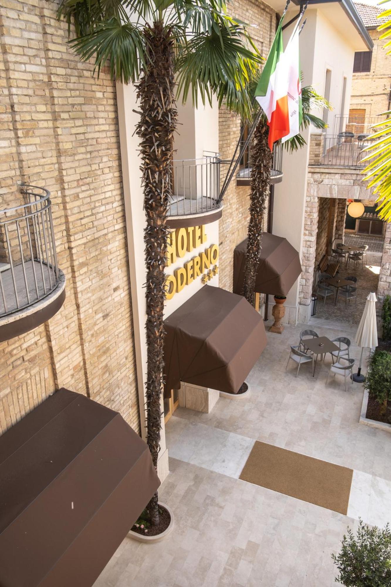 Hotel Moderno Assisi Bagian luar foto