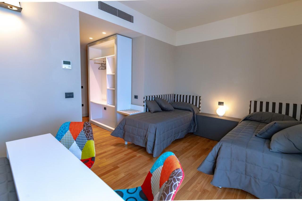 Hotel Moderno Assisi Bagian luar foto